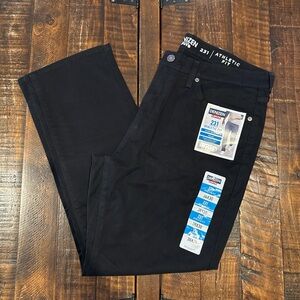 Men’s Denizen Levi Denim